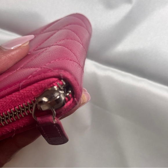 ♥️ Chanel Authentic Pink Leather Card Holder Wallet ❤️ - Picture 11 of 15
